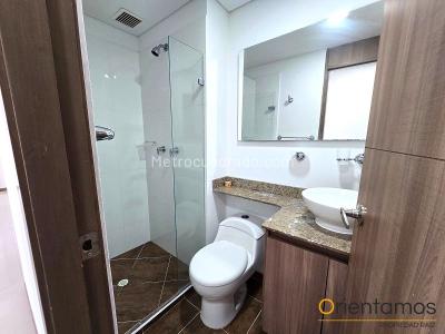 Apartamento de 3 alcobas en arriendo en Loma El Escobero, Envigado, 90 m² · foto 15 de 20