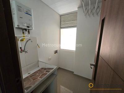 Apartamento de 3 alcobas en arriendo en Loma El Escobero, Envigado, 90 m² · foto 17 de 20