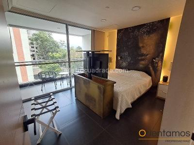 Apartamento de 2 alcobas en arriendo en El Castillo, Medellín, 90 m² · foto 13 de 20