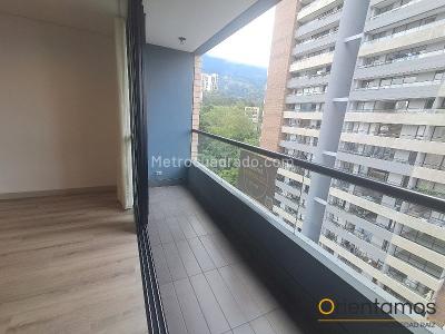 Apartaestudio en arriendo en El Poblado, Medellín, 63 m² · foto 11 de 20