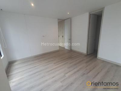 Apartaestudio en arriendo en El Poblado, Medellín, 63 m² · foto 14 de 20