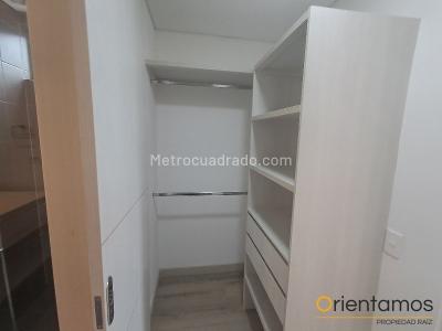 Apartaestudio en arriendo en El Poblado, Medellín, 63 m² · foto 19 de 20