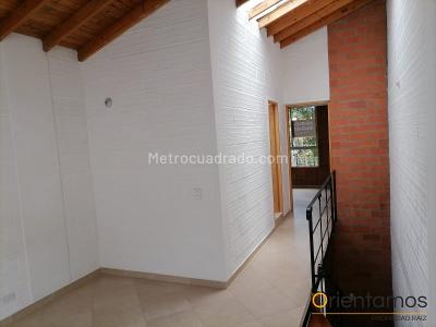 Casa de 3 alcobas en venta en El Porvenir, Rionegro, 120 m² · foto 17 de 20