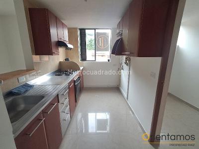Apartamento de 3 alcobas en arriendo en San Diego, Medellín, 90 m² · foto 3 de 20