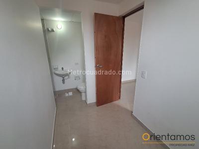 Apartamento de 3 alcobas en arriendo en San Diego, Medellín, 90 m² · foto 12 de 20