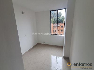 Apartamento de 3 alcobas en arriendo en San Diego, Medellín, 90 m² · foto 19 de 20