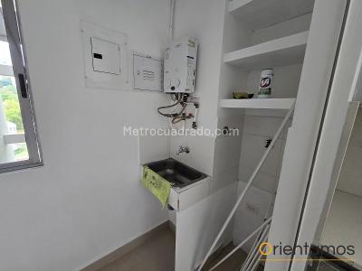 Apartamento de 2 alcobas en arriendo en El Poblado, Medellín, 70 m² · foto 6 de 20