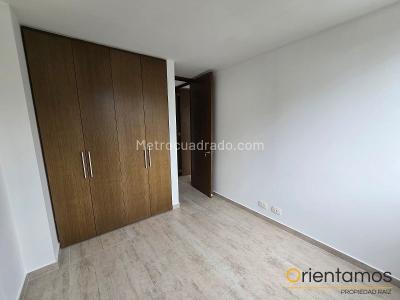 Apartamento de 2 alcobas en arriendo en El Poblado, Medellín, 70 m² · foto 10 de 20