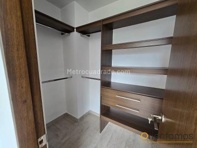 Apartamento de 2 alcobas en arriendo en El Poblado, Medellín, 70 m² · foto 13 de 20