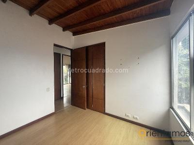 Casa de 3 alcobas en arriendo en El Poblado, Medellín, 183 m² · foto 4 de 20