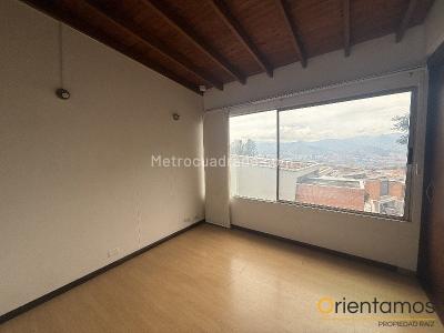 Casa de 3 alcobas en arriendo en El Poblado, Medellín, 183 m² · foto 12 de 20