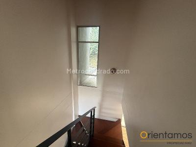Casa de 3 alcobas en venta en El Poblado, Medellín, 183 m² · foto 9 de 20