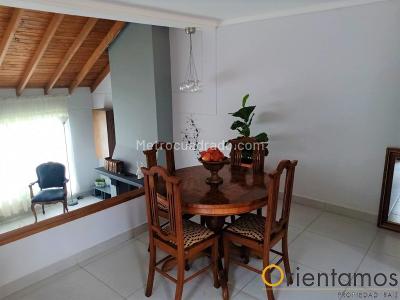 Casa de 3 alcobas en venta en La Macarena, Rionegro, 265 m² · foto 11 de 12