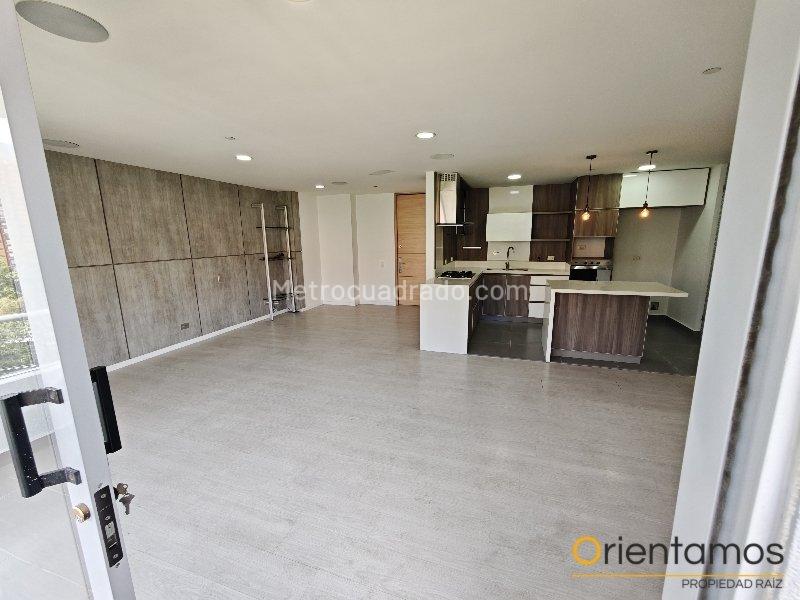 Apartamento en Arriendo, Loma De Las Brujas, Envigado