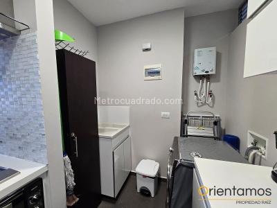 Apartaestudio en arriendo en El Poblado, Medellín · foto 4 de 13