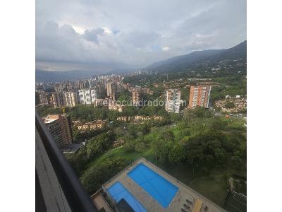 Apartaestudio en venta en Envigado, Medellín, 57 m² · foto 2 de 15