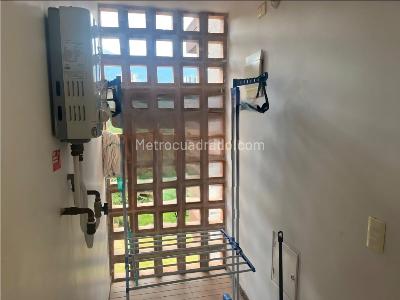 Apartamento de 2 alcobas en venta en San Remo, Sabaneta, 60 m² · foto 7 de 20