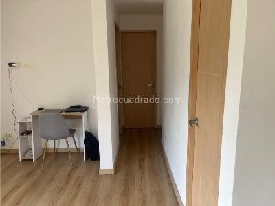Apartamento de 2 alcobas en venta en San Remo, Sabaneta, 60 m² · foto 10 de 20