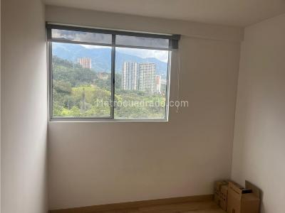 Apartamento de 2 alcobas en venta en San Remo, Sabaneta, 60 m² · foto 13 de 20