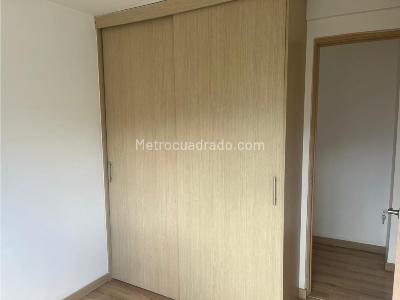 Apartamento de 2 alcobas en venta en San Remo, Sabaneta, 60 m² · foto 15 de 20