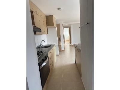Apartamento de 2 alcobas en venta en San Remo, Sabaneta, 64 m² · foto 6 de 20
