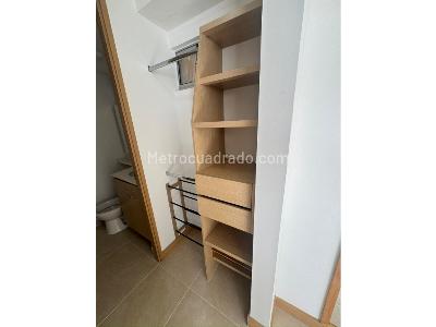 Apartamento de 2 alcobas en venta en San Remo, Sabaneta, 64 m² · foto 16 de 20