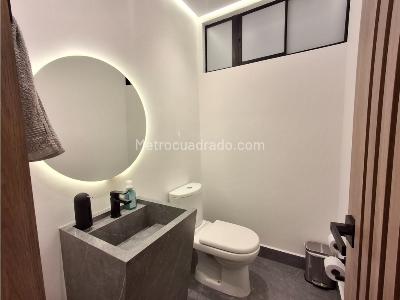 Apartamento en venta en El Poblado, Medellín · foto 15 de 18