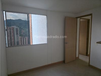 Apartamento de 3 alcobas en venta en San Remo, Sabaneta, 60 m² · foto 12 de 20
