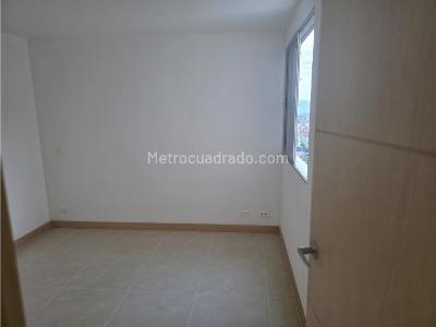 Apartamento de 3 alcobas en venta en San Remo, Sabaneta, 60 m² · foto 13 de 20