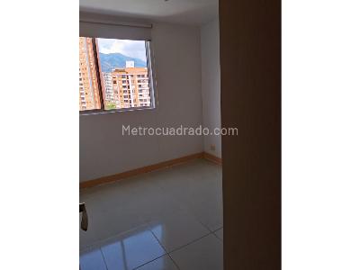 Apartamento de 3 alcobas en venta en San Remo, Sabaneta, 66 m² · foto 8 de 20