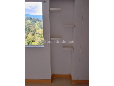 Apartamento de 3 alcobas en venta en San Remo, Sabaneta, 66 m² · foto 11 de 20