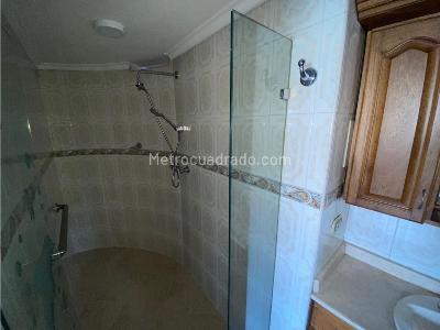 Apartamento en venta en Suramericana, Medellín · foto 9 de 20