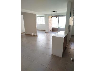 Apartamento de 2 alcobas en venta en Loma De San Jose, Sabaneta, 78 m² · foto 4 de 20