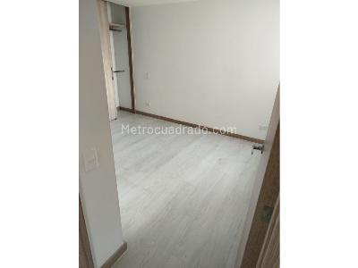 Apartamento de 2 alcobas en venta en Loma De San Jose, Sabaneta, 78 m² · foto 8 de 20