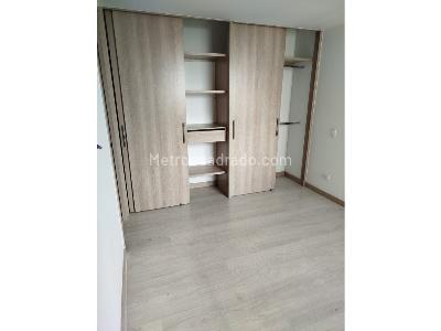 Apartamento de 2 alcobas en venta en Loma De San Jose, Sabaneta, 78 m² · foto 10 de 20