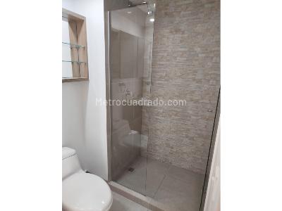 Apartamento de 2 alcobas en venta en Loma De San Jose, Sabaneta, 78 m² · foto 17 de 20