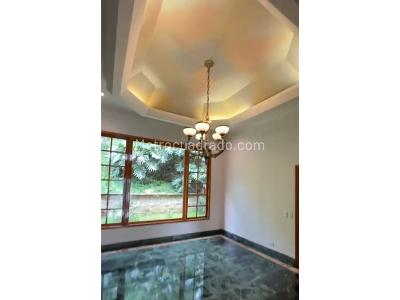 Casa de 3 alcobas en venta en Poblado La Calera, Medellín, 1520 m² · foto 8 de 20