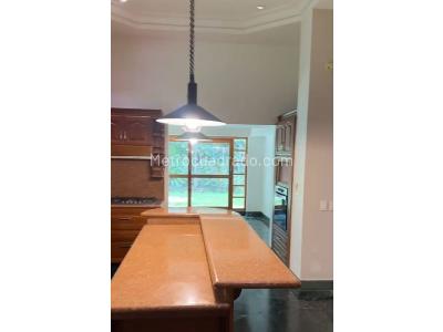 Casa de 3 alcobas en venta en Poblado La Calera, Medellín, 1520 m² · foto 11 de 20