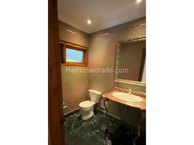 Casa de 3 alcobas en venta en Poblado La Calera, Medellín, 1520 m² · foto 16 de 20