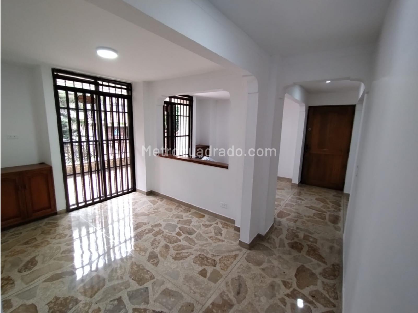 Apartamento de 3 habitaciones en venta en Laureles, Medellín — imagen 1 de 20