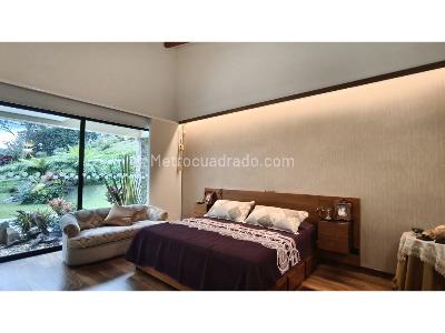Casa de 3 alcobas en venta en Loma Del Escobero, Envigado, 1707 m² · foto 12 de 20