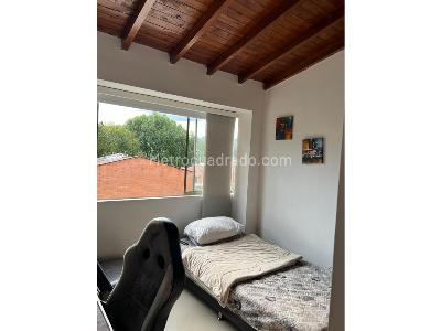 Casa en venta en Las Antillas, Envigado · foto 9 de 10