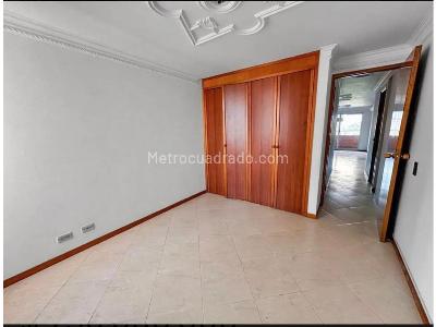 Apartamento de 3 alcobas en venta en San Joaquin, Medellín, 114 m² · foto 9 de 16