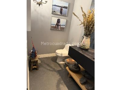 Apartamento de 3 alcobas en venta en El Poblado, Medellín, 230 m² · foto 14 de 20