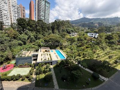 Apartamento de 3 alcobas en venta en El Poblado, Medellín, 245 m² · foto 7 de 20