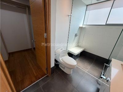 Apartamento de 3 alcobas en venta en El Poblado, Medellín, 245 m² · foto 12 de 20