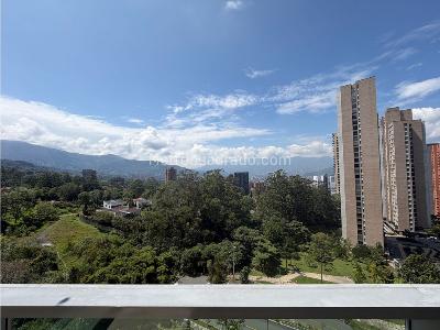 Apartamento de 3 alcobas en venta en El Poblado, Medellín, 245 m² · foto 18 de 20