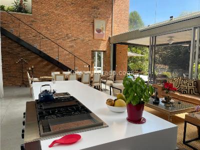 Casa de 4 alcobas en venta en Alto De Las Palmas, Envigado, 2000 m² · foto 5 de 20