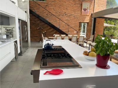 Casa de 4 alcobas en venta en Alto De Las Palmas, Envigado, 2000 m² · foto 17 de 20
