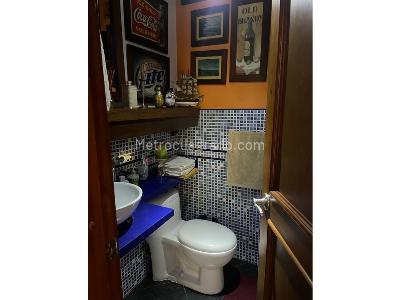 Casa de 4 alcobas en venta en San Jose, Sabaneta, 370 m² · foto 12 de 20